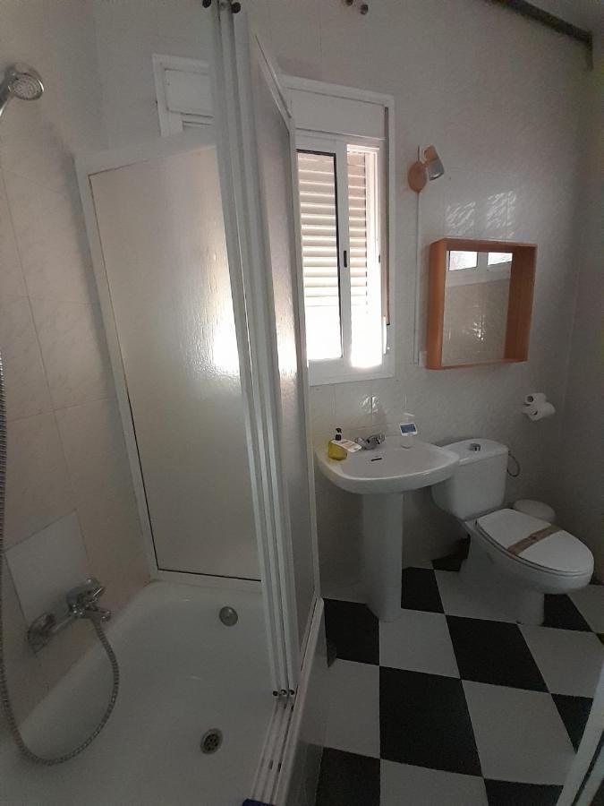 Pension Hidalgo 2 Utrera Bagian luar foto