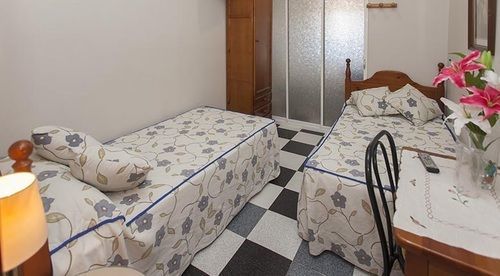 Pension Hidalgo 2 Utrera Bagian luar foto